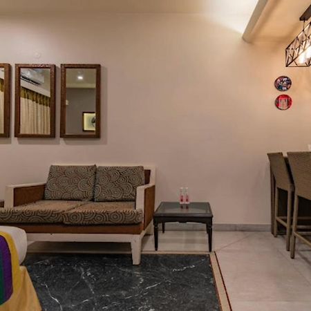 Hotel Imperial Park Sector 45 Gurgaon Extérieur photo