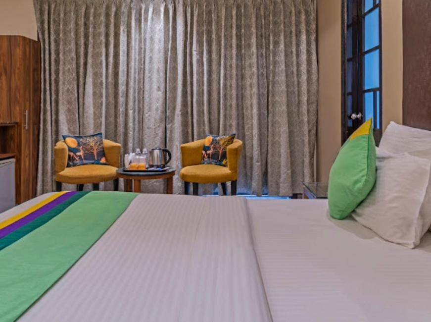 Hotel Imperial Park Sector 45 Gurgaon Extérieur photo