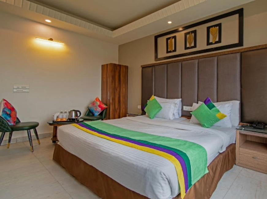 Hotel Imperial Park Sector 45 Gurgaon Extérieur photo