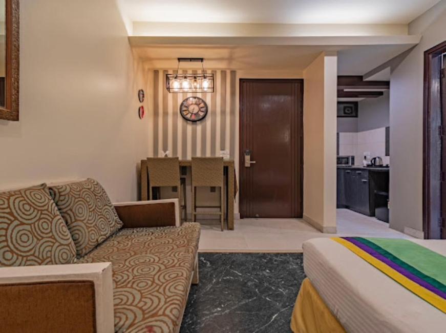 Hotel Imperial Park Sector 45 Gurgaon Extérieur photo